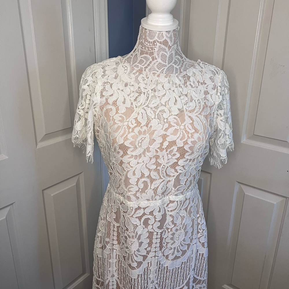 Lulu's Pearson White Lace Short Sleeve Dress